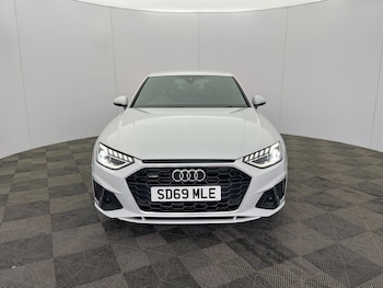 Used Audi A4 2019 for sale - 77194940: Photo