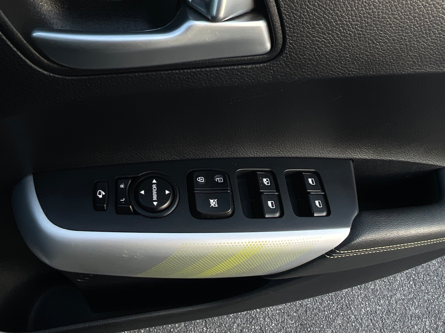 Used Kia Picanto 2023 for sale - 77943854: Photo 35