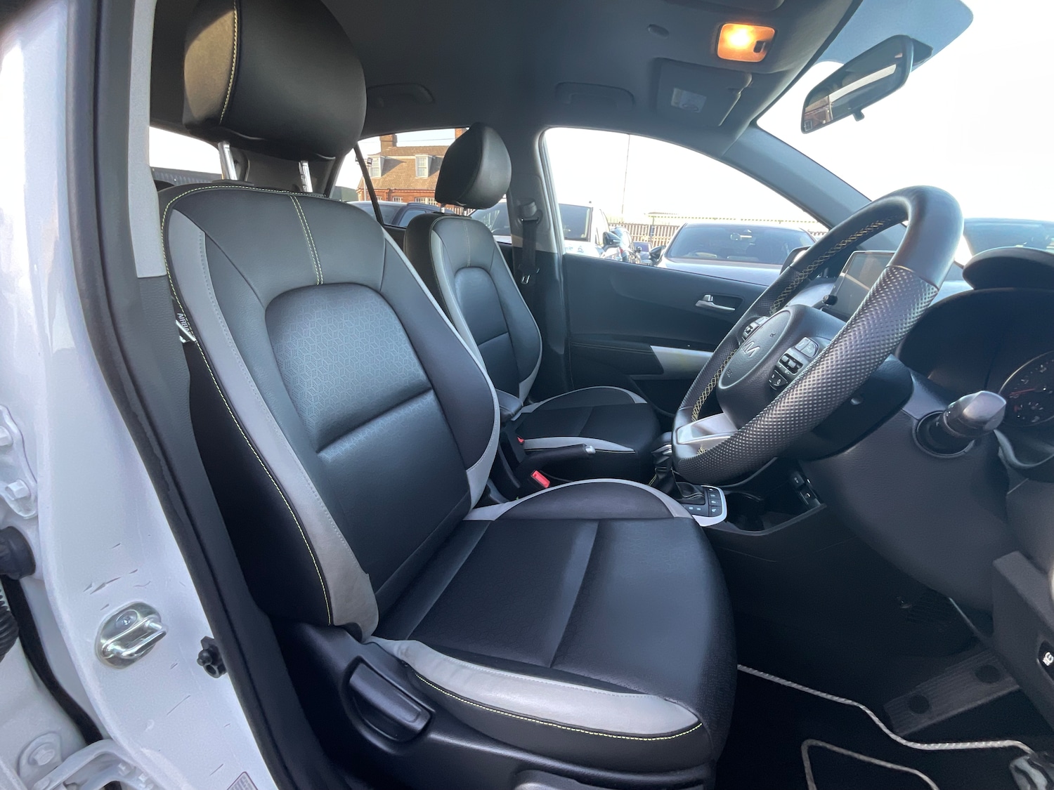 Used Kia Picanto 2023 for sale - 77943854: Photo 8