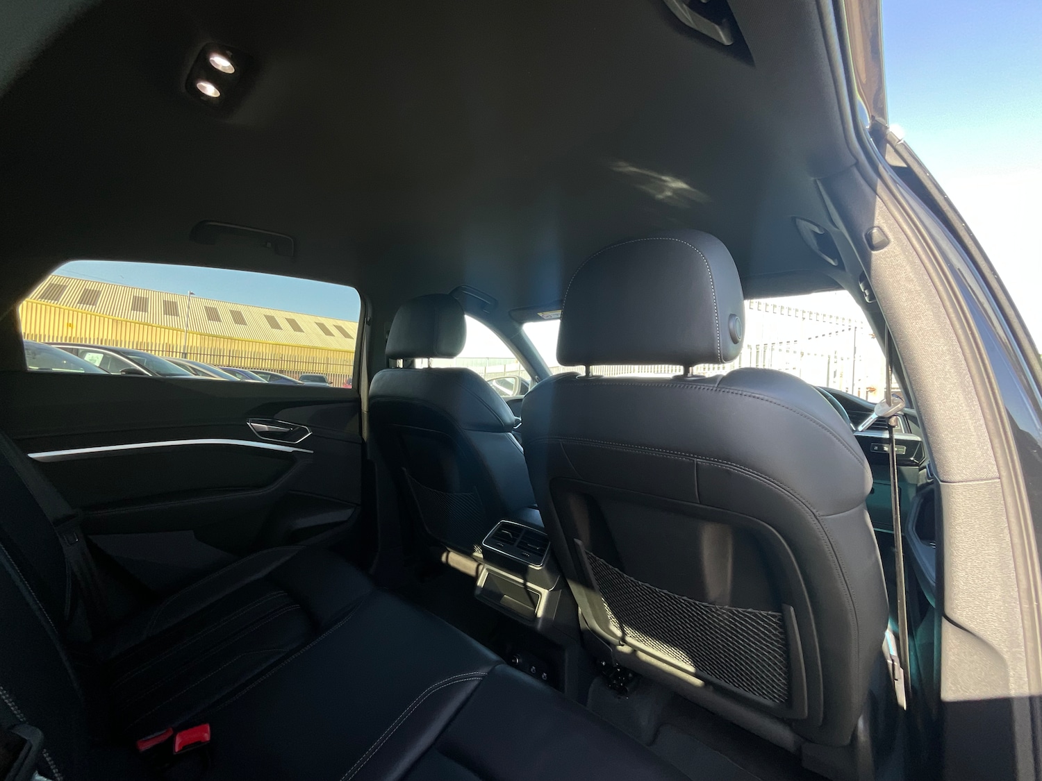 Used Audi e-tron 2023 for sale - 77458931: Photo 10