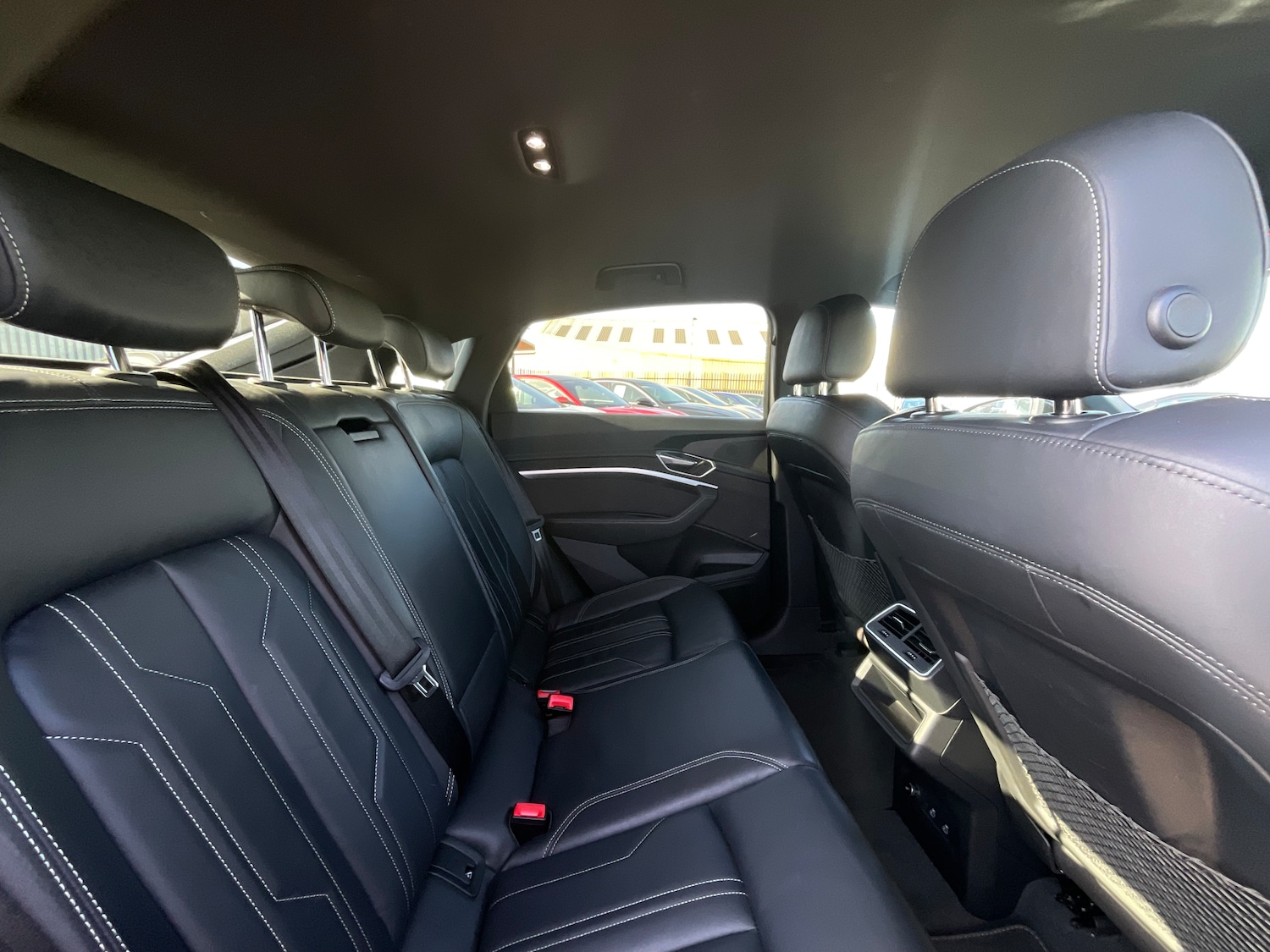 Used Audi e-tron 2023 for sale - 77458931: Photo 12