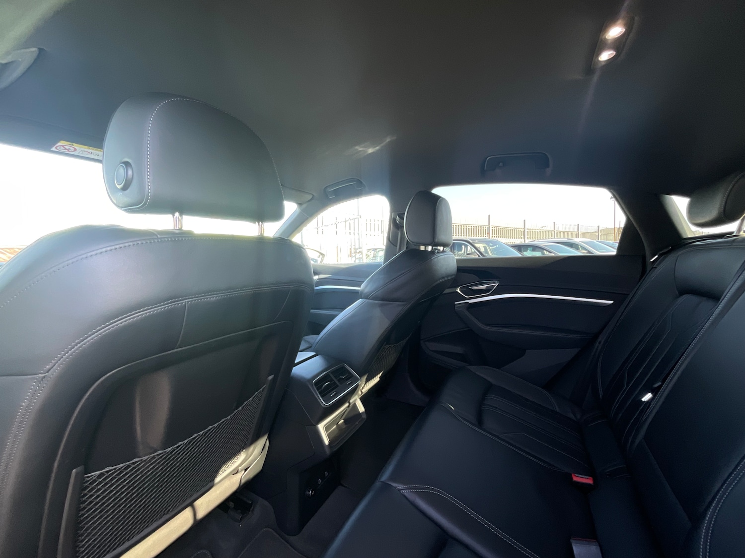 Used Audi e-tron 2023 for sale - 77458931: Photo 13