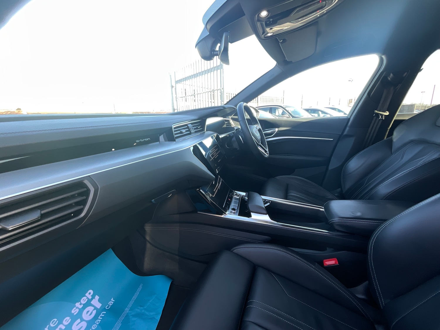 Used Audi e-tron 2023 for sale - 77458931: Photo 16