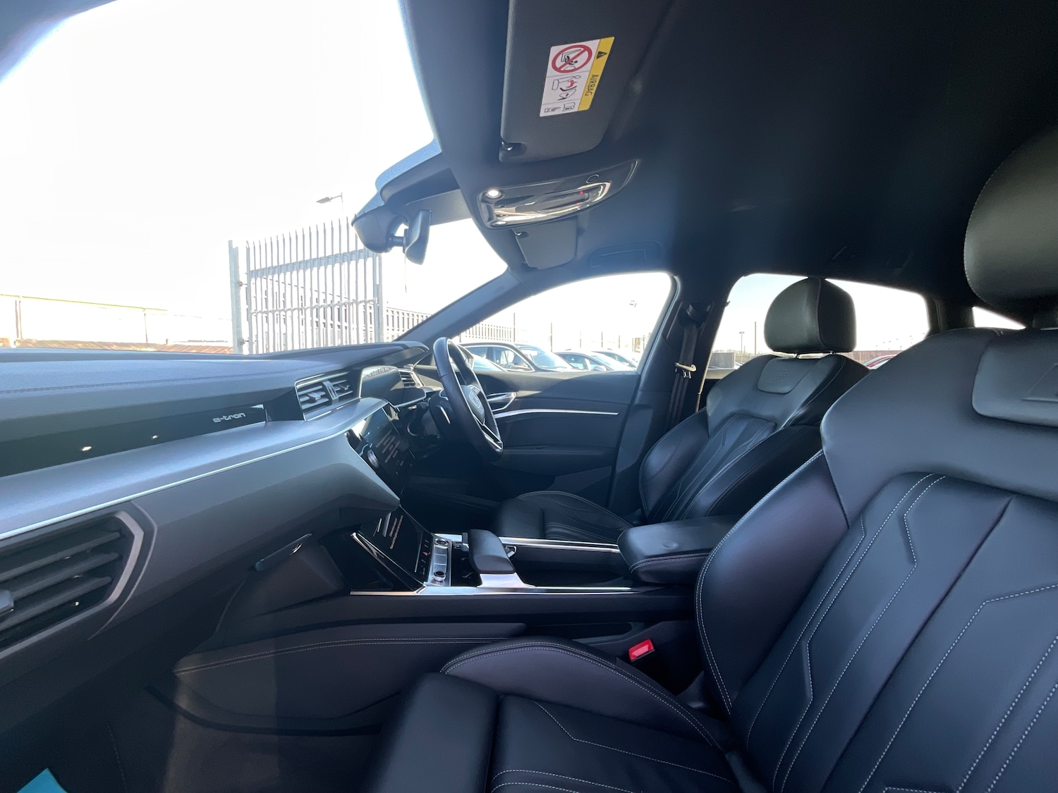 Used Audi e-tron 2023 for sale - 77458931: Photo 18