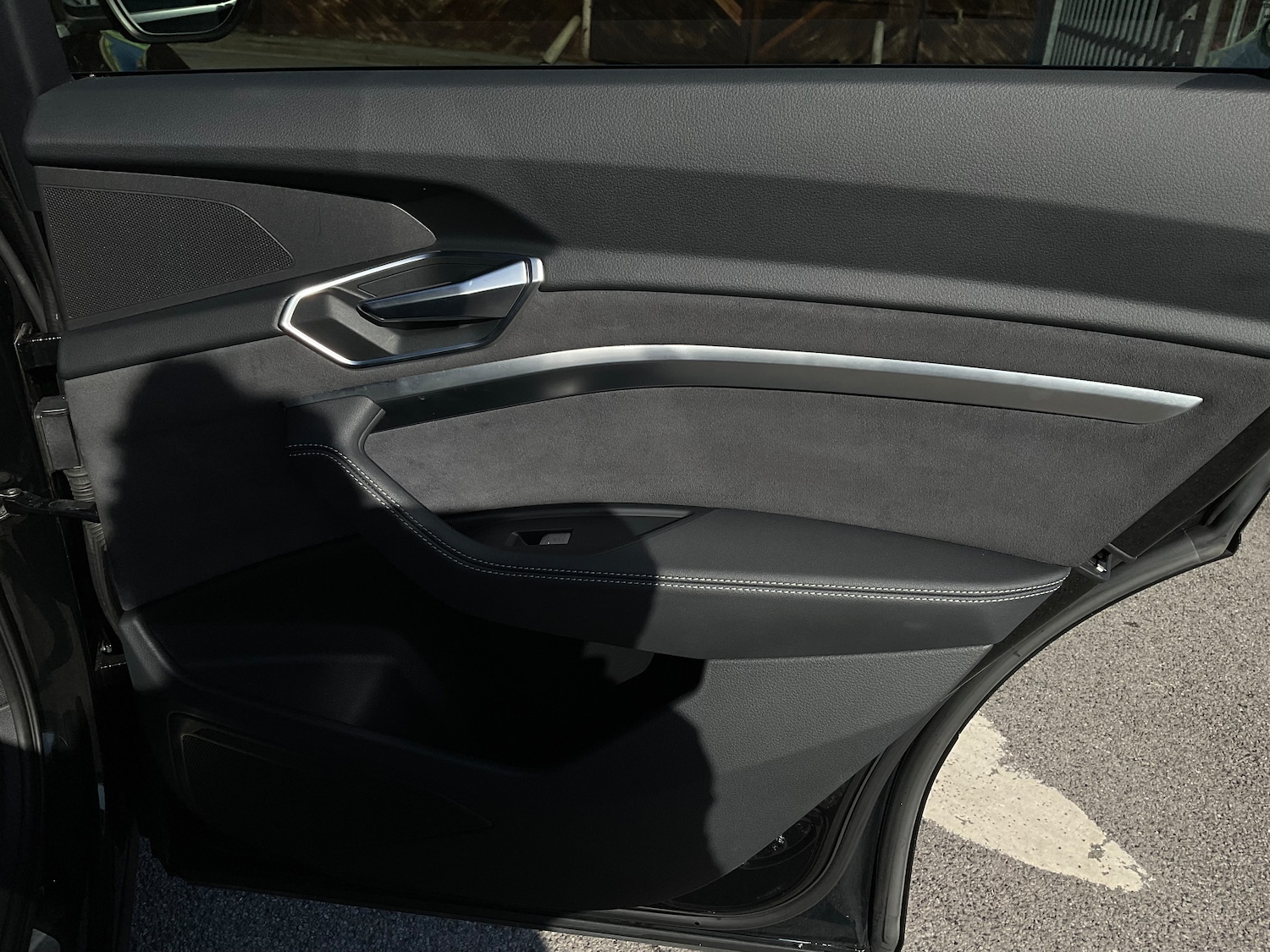 Used Audi e-tron 2023 for sale - 77458931: Photo 23