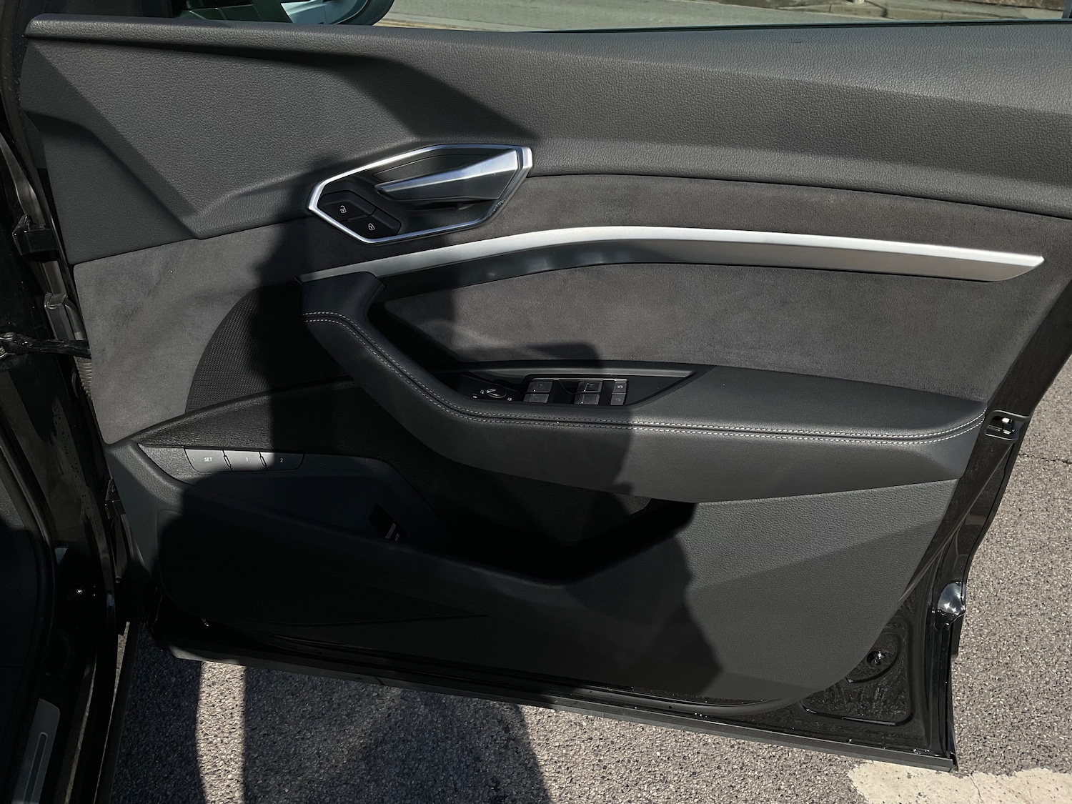 Used Audi e-tron 2023 for sale - 77458931: Photo 27