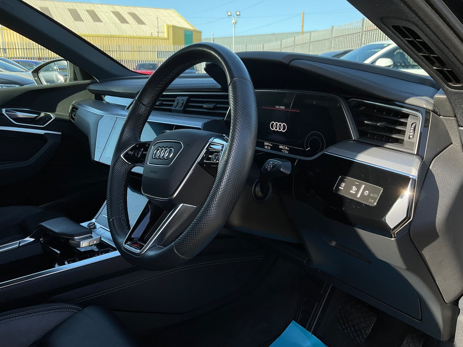 Used Audi e-tron 2023 for sale - 77458931: Photo 28