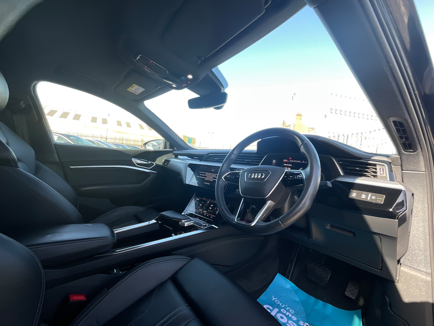 Used Audi e-tron 2023 for sale - 77458931: Photo 7