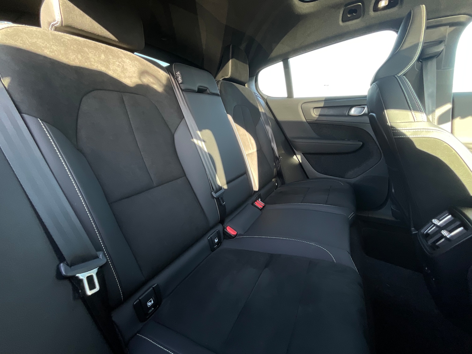 Used Volvo C40 2023 for sale - 77432212: Photo 11