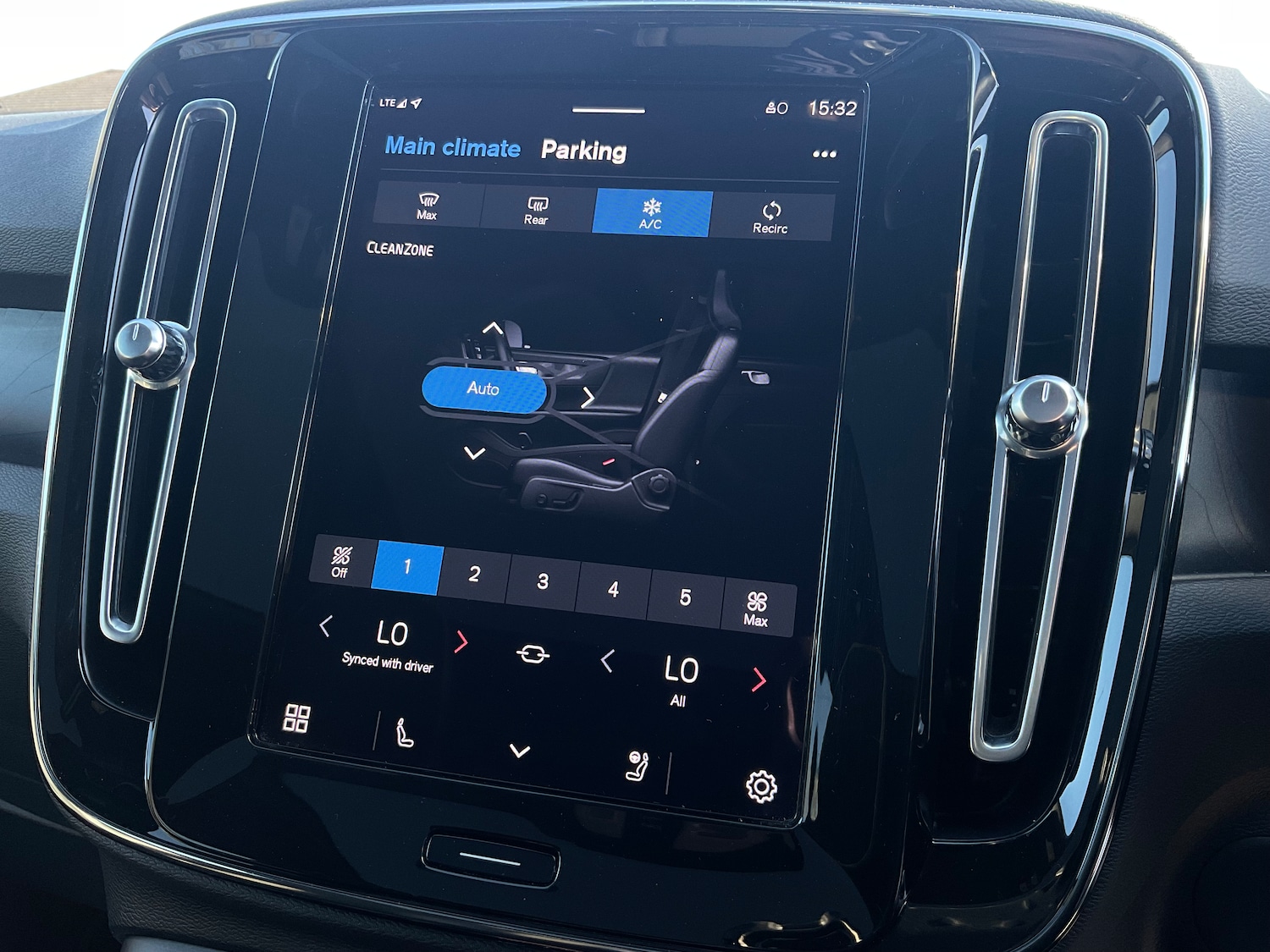 Used Volvo C40 2023 for sale - 77432212: Photo 34