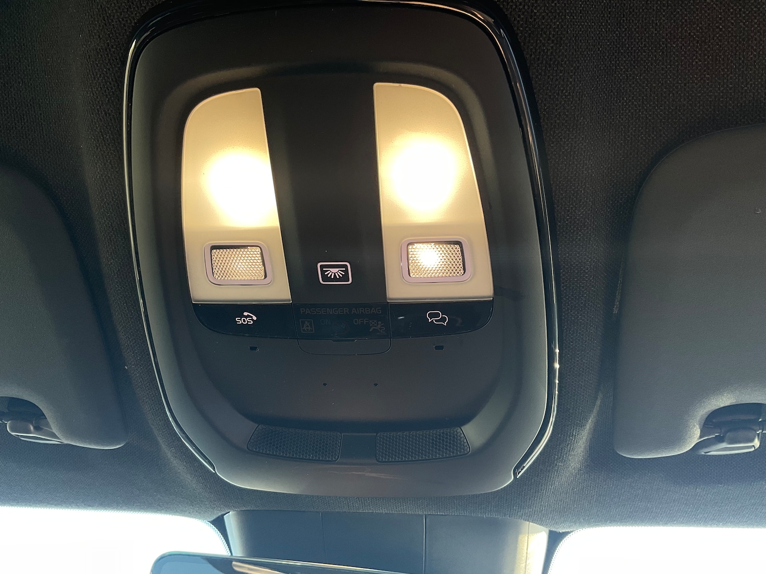 Used Volvo C40 2023 for sale - 77432212: Photo 43