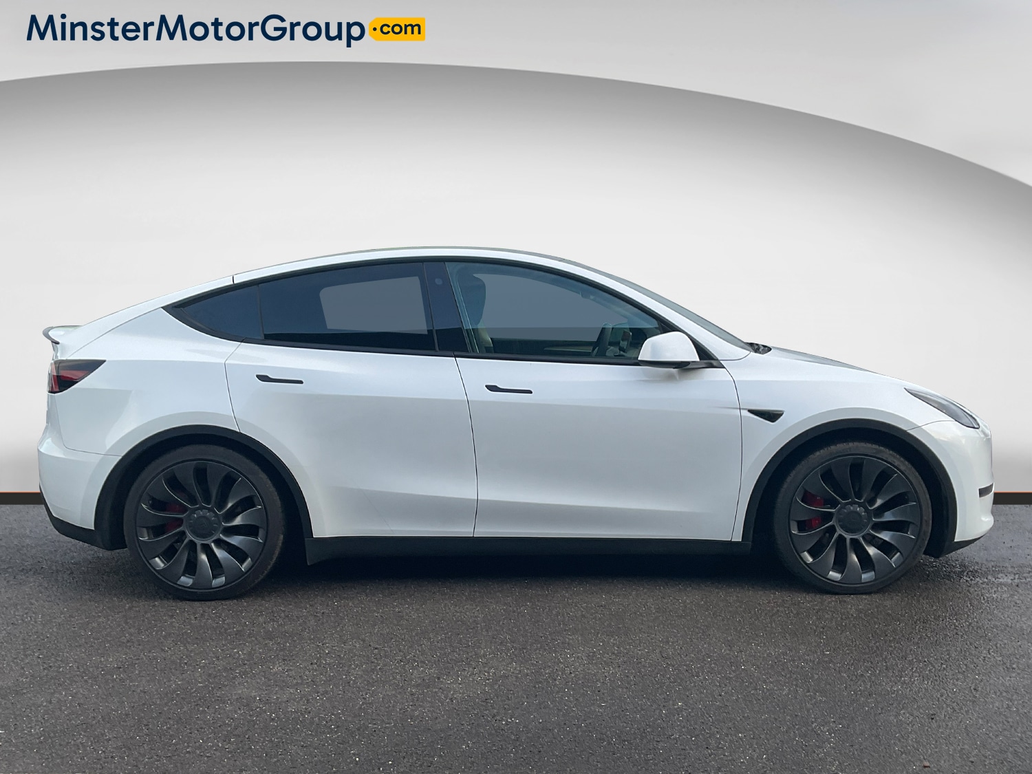 Used Tesla Model Y 2022 for sale - 78065329: Photo 2
