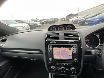 Used Volkswagen Scirocco 2017 for sale - 78084220: Photo