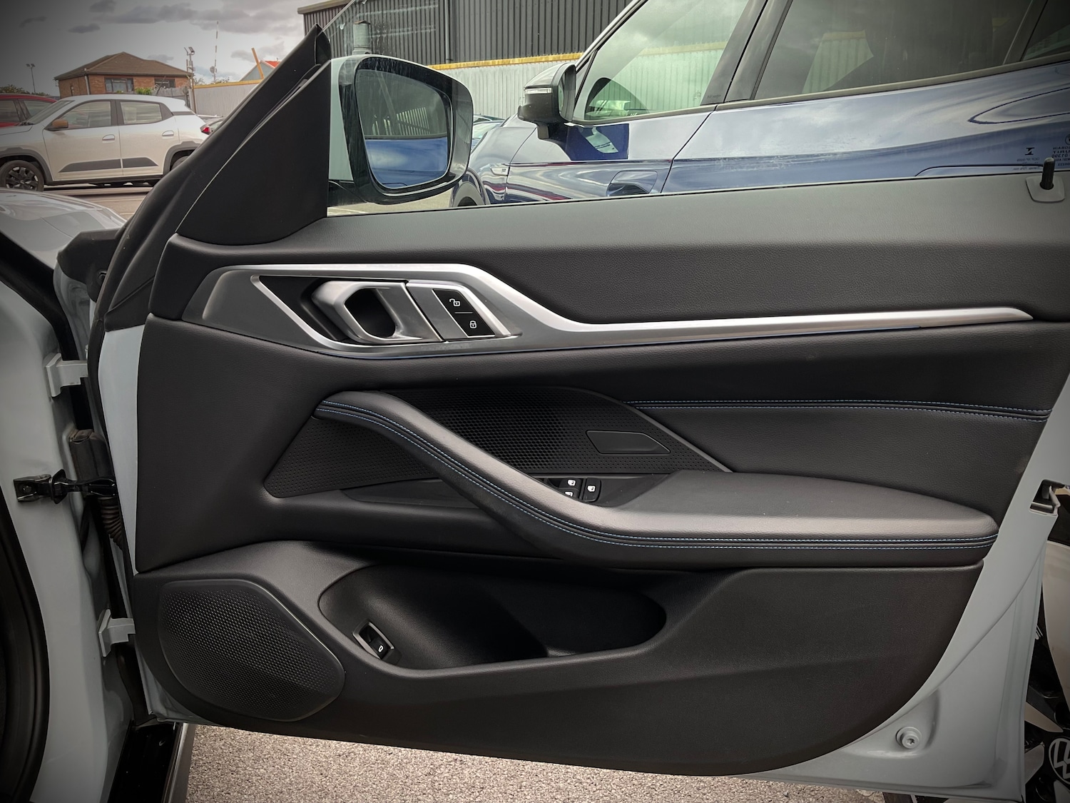 Used BMW i4 2022 for sale - 76102177: Photo 21