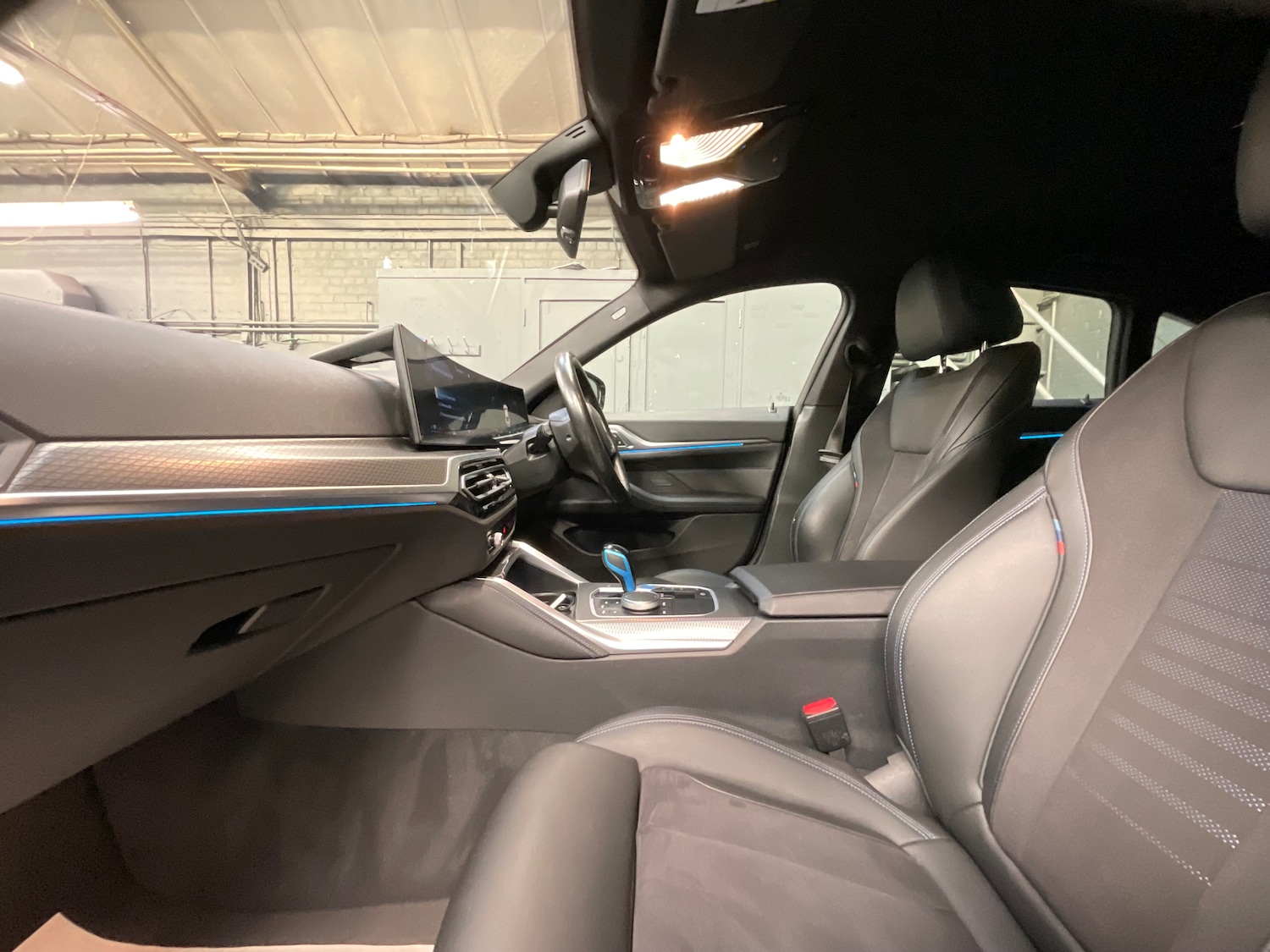 Used BMW i4 2022 for sale - 76777559: Photo 18