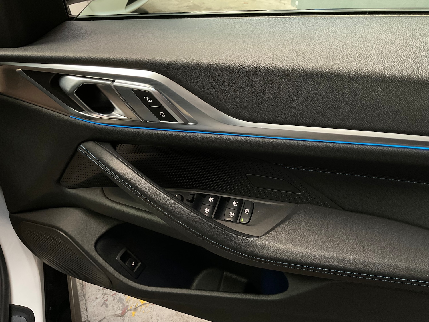 Used BMW i4 2022 for sale - 76777559: Photo 25