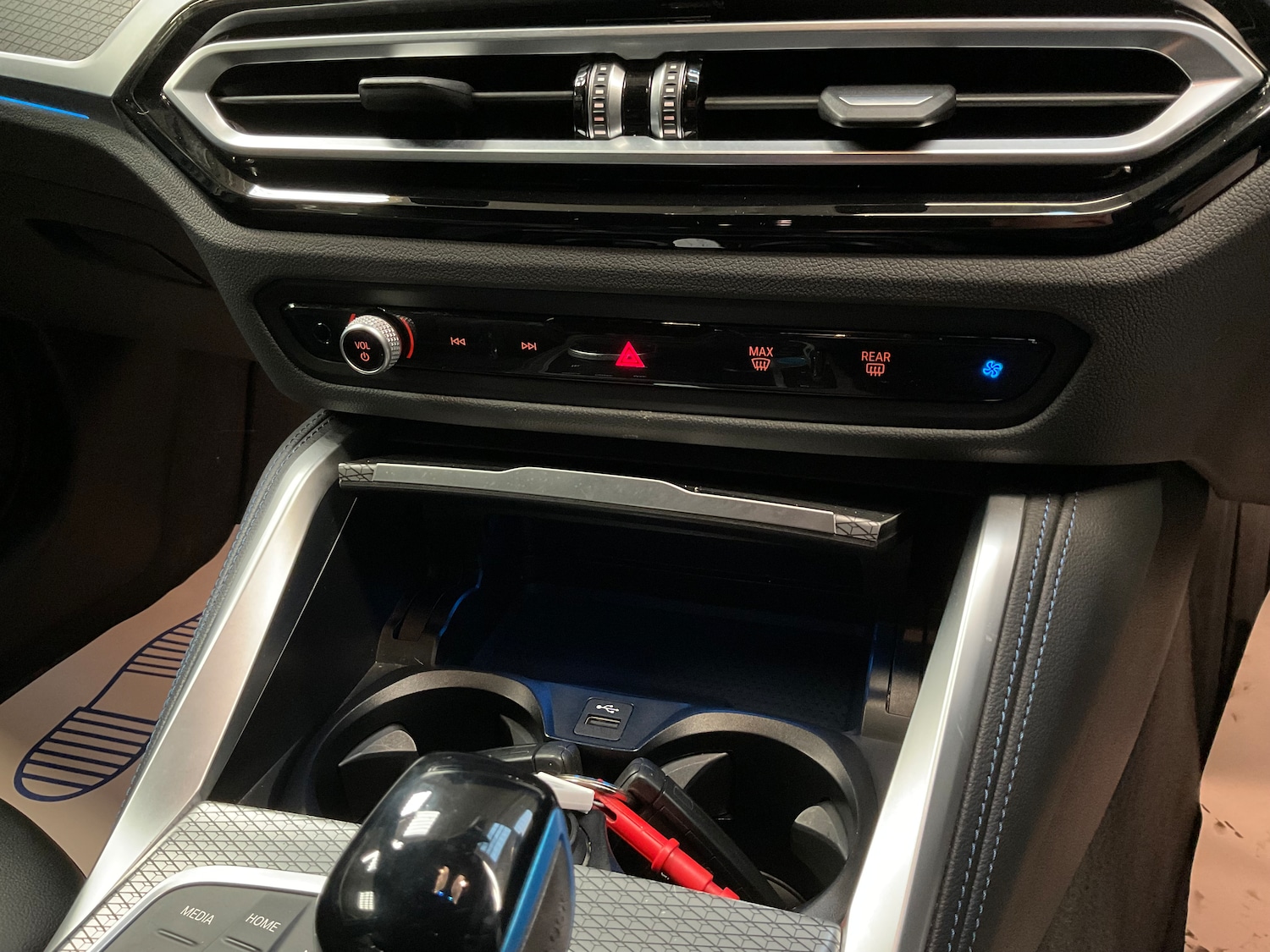 Used BMW i4 2022 for sale - 76777559: Photo 33