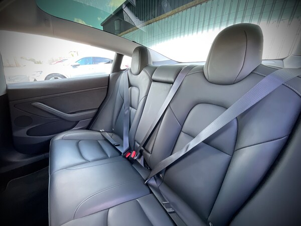 Used Tesla Model 3 2021 for sale - 76128320: Photo 12