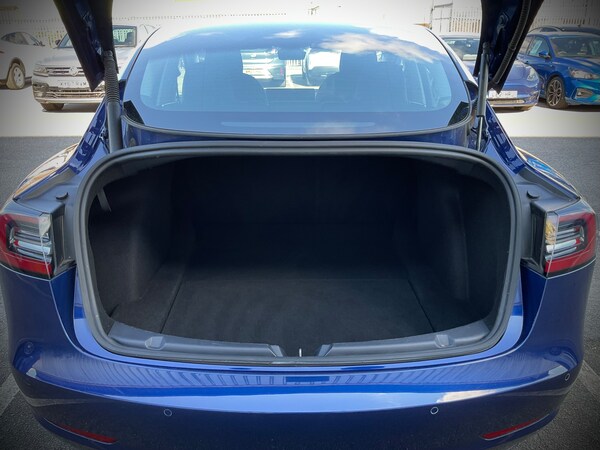 Used Tesla Model 3 2021 for sale - 76128320: Photo 17
