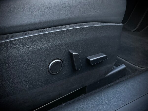 Used Tesla Model 3 2021 for sale - 76128320: Photo 36