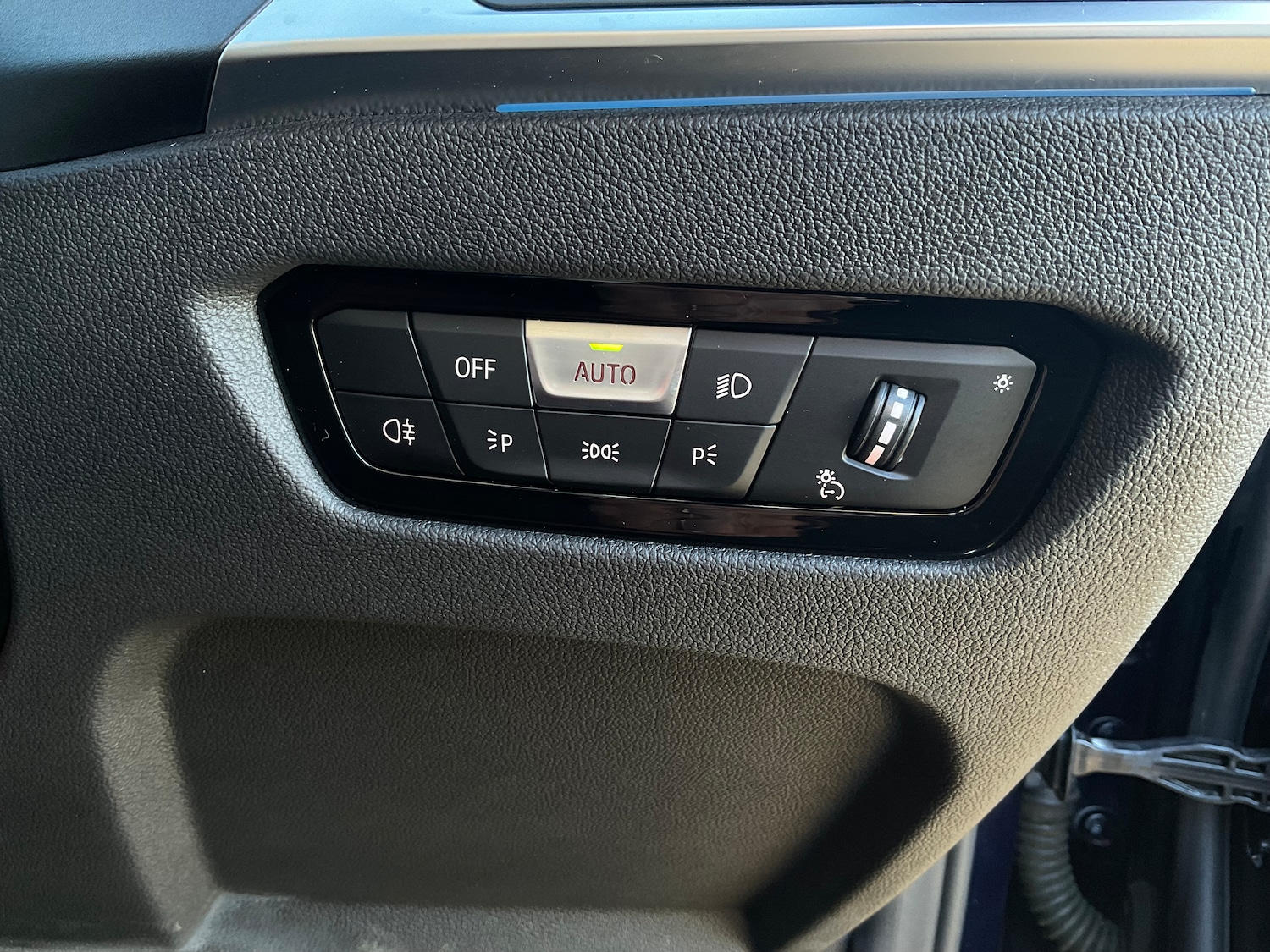 Used BMW i4 2022 for sale - 78065330: Photo 28