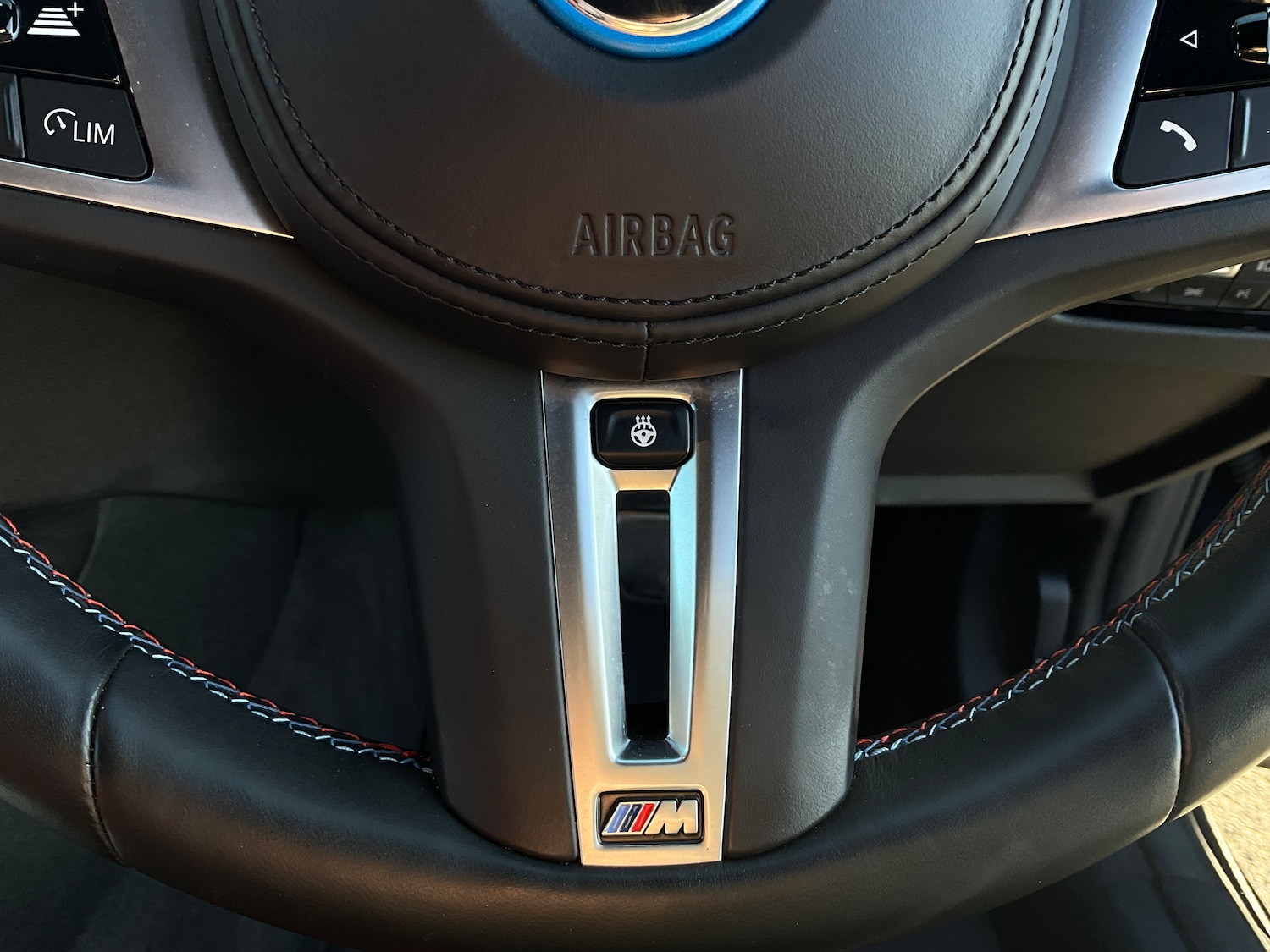 Used BMW i4 2022 for sale - 78065330: Photo 32