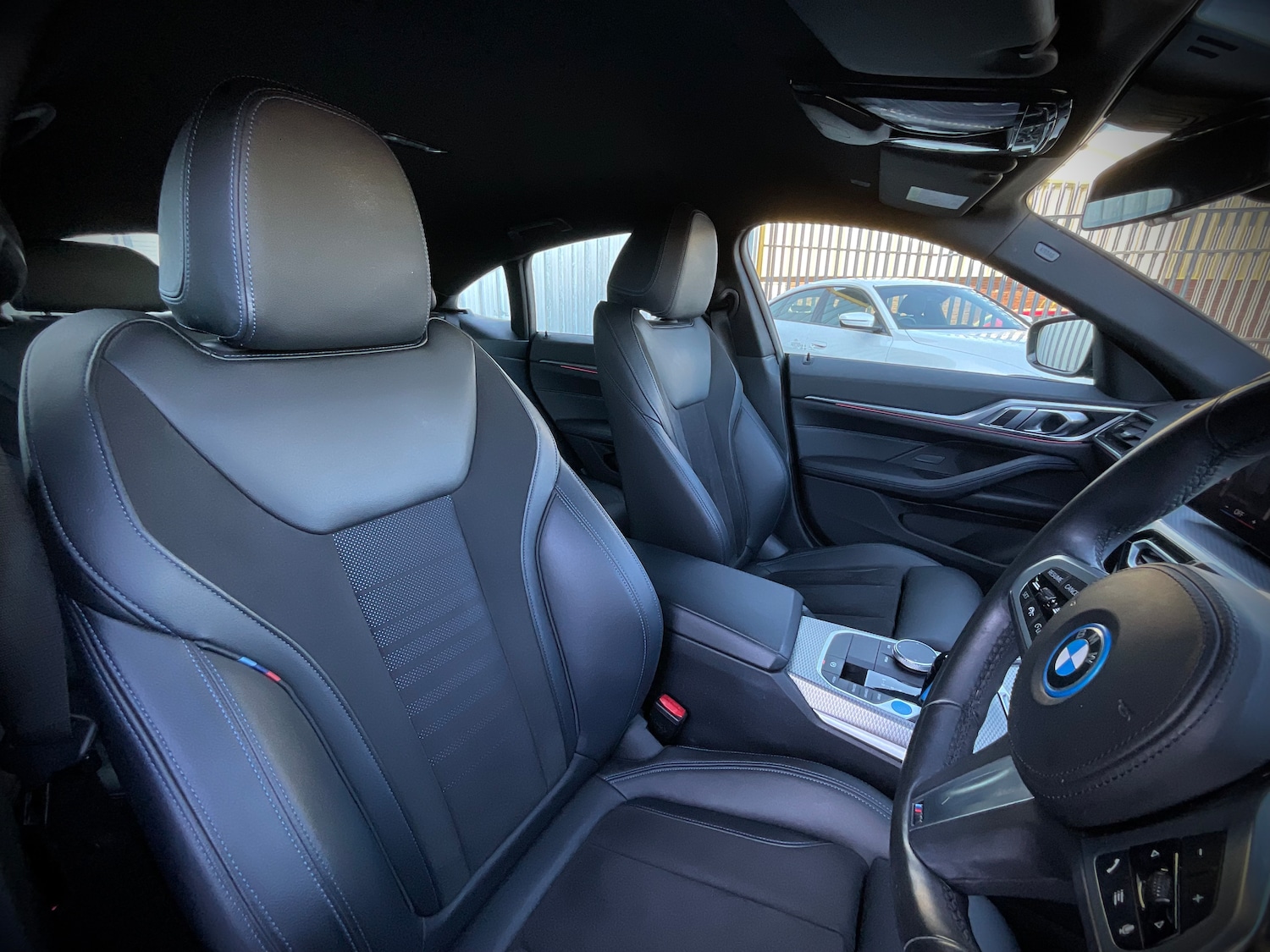 Used BMW i4 2022 for sale - 75983606: Photo 8