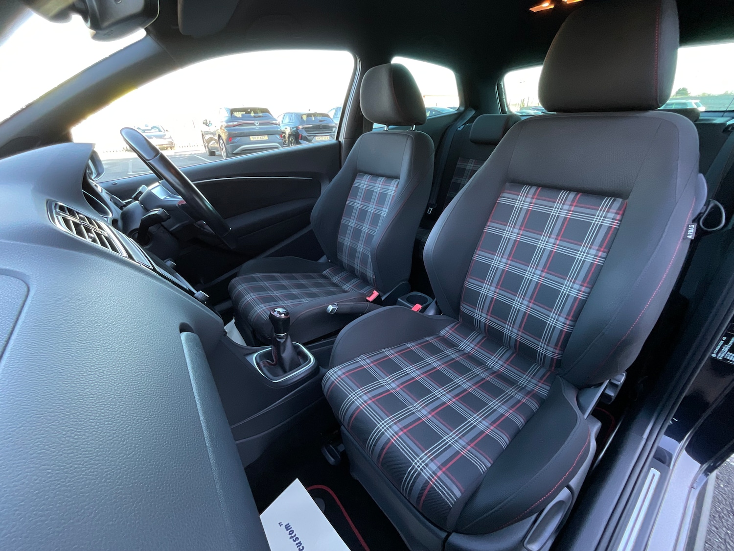 Used Volkswagen Polo 2016 for sale - 76762629: Photo 14