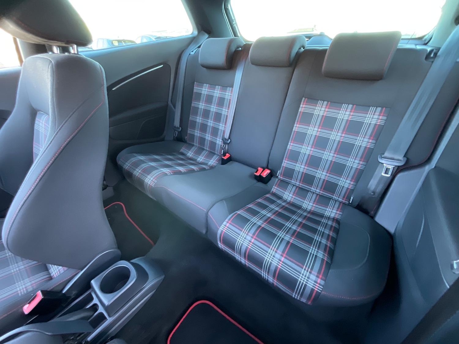 Used Volkswagen Polo 2016 for sale - 76762629: Photo 9