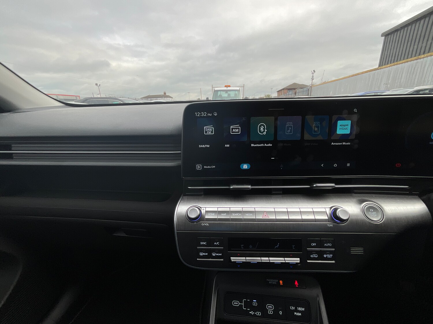 Used Hyundai KONA 2023 for sale - 78038292: Photo 11