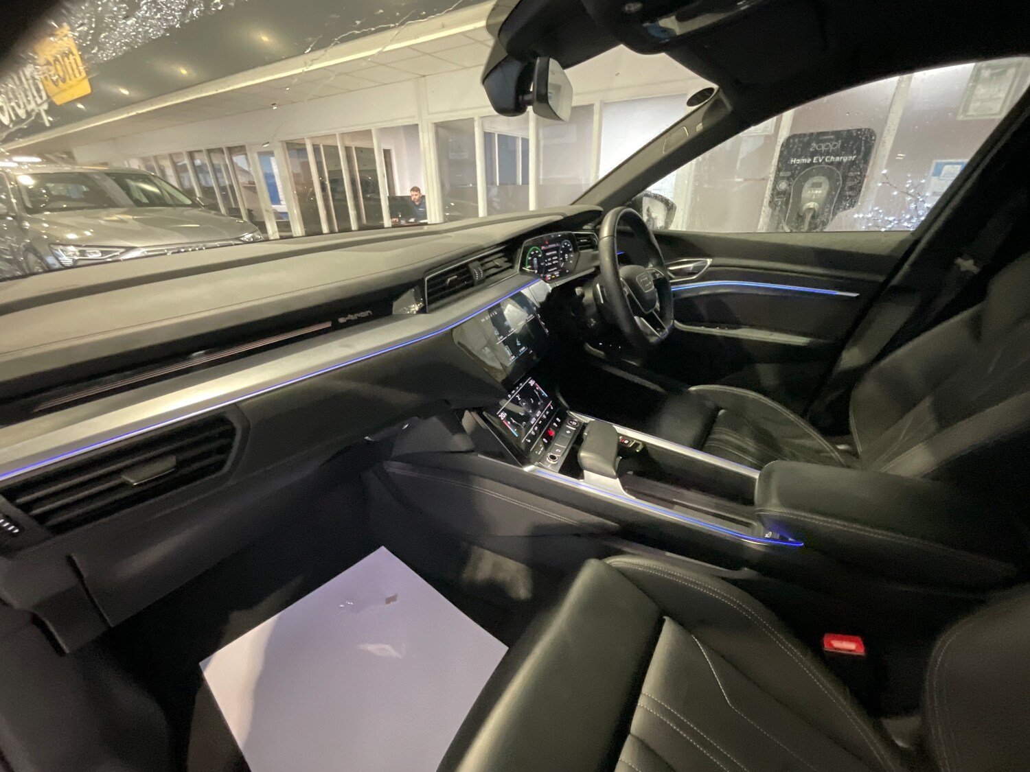 Used Audi e-tron 2022 for sale - 77341006: Photo 16