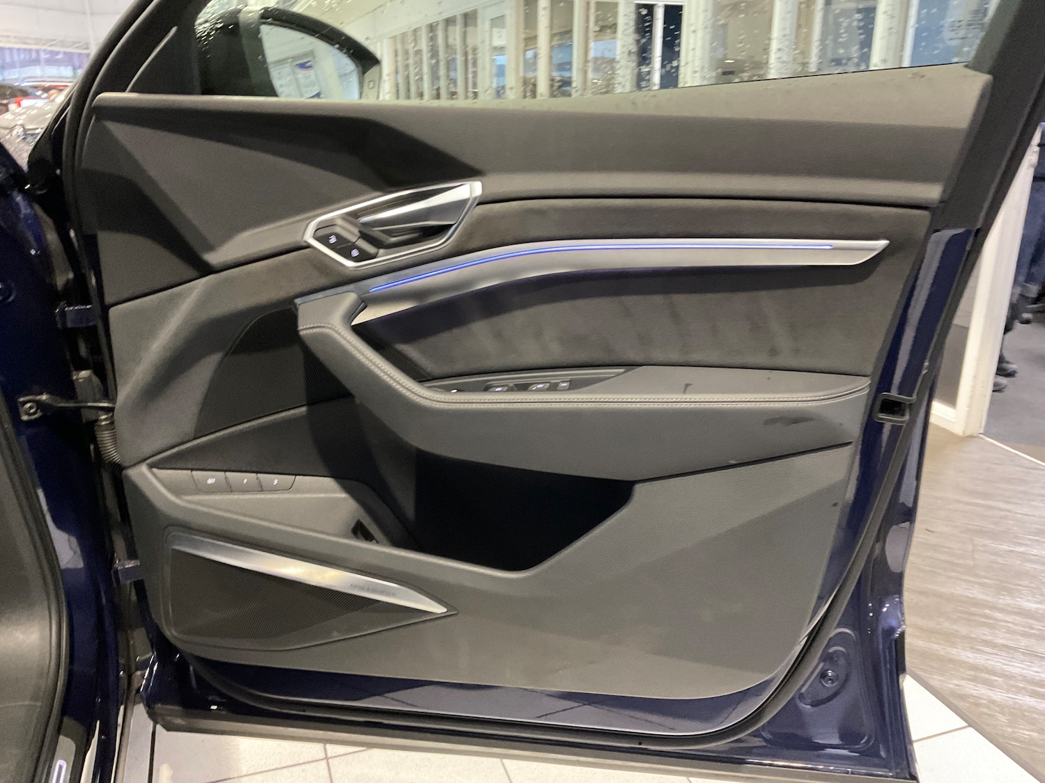 Used Audi e-tron 2022 for sale - 77341006: Photo 25