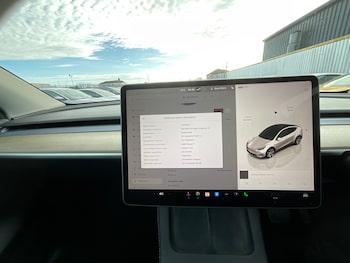 Used Tesla Model Y 2023 for sale - 78121082: Photo