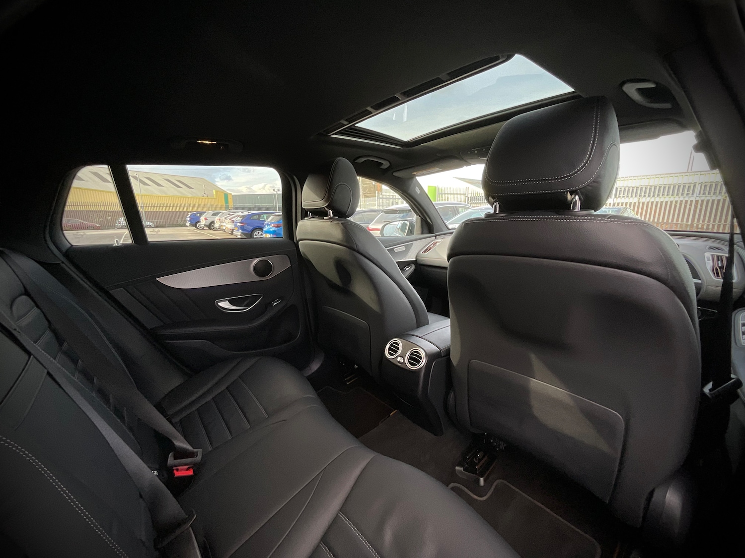 Used Mercedes-Benz EQC 2023 for sale - 76280949: Photo 10