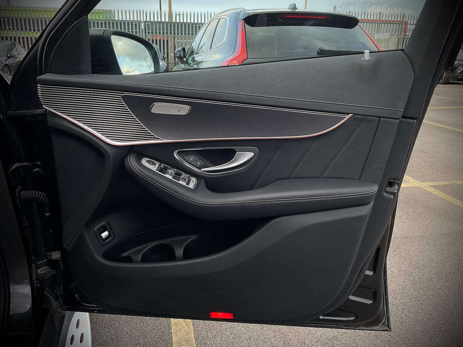 Used Mercedes-Benz EQC 2023 for sale - 76280949: Photo 21