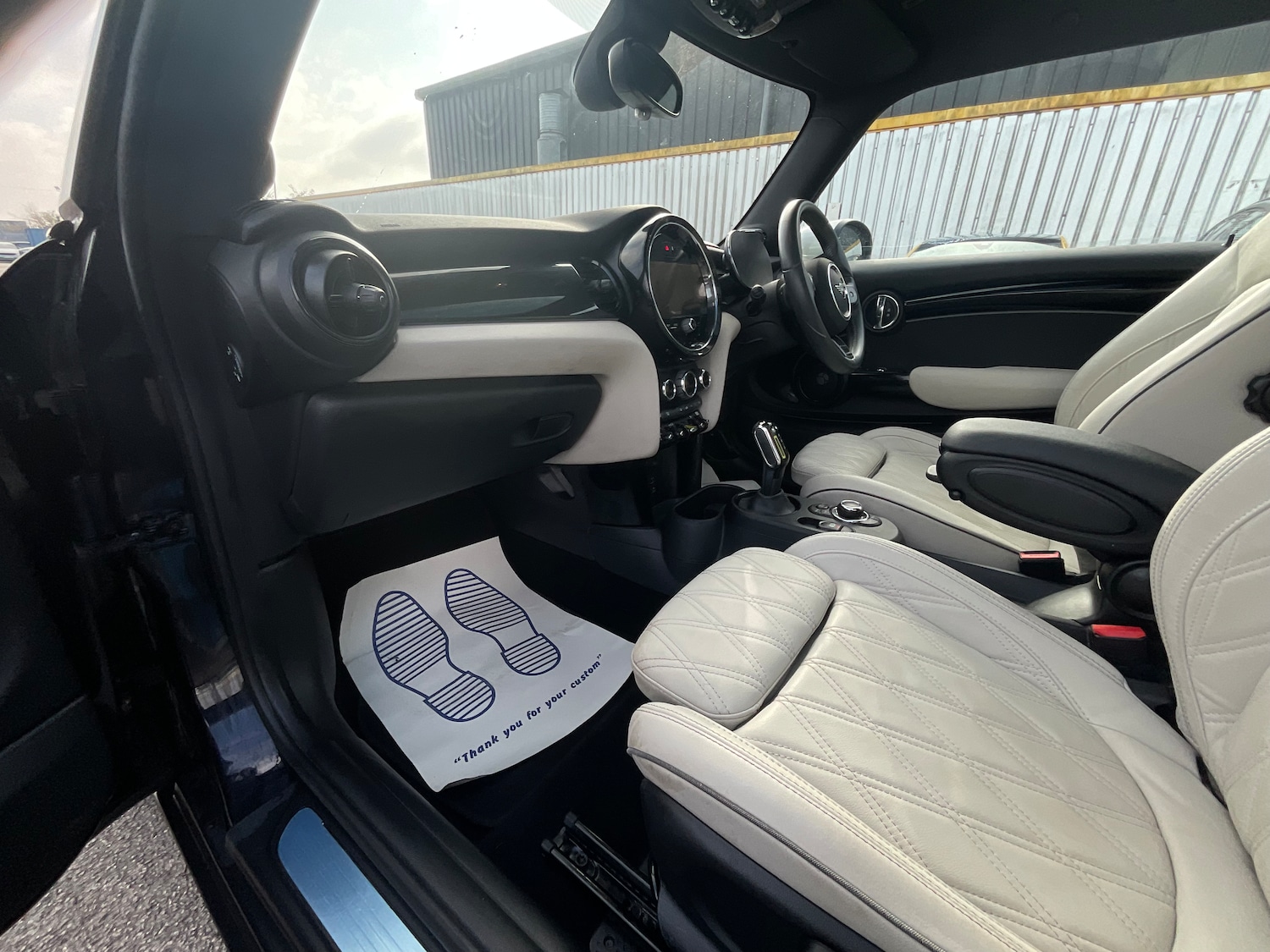 Used MINI Electric Hatch 2023 for sale - 77661499: Photo 11