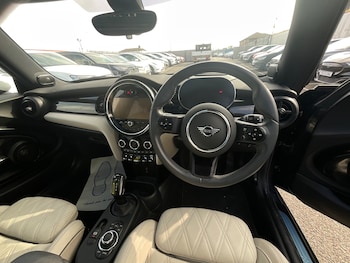 MINI Electric Hatch feature image