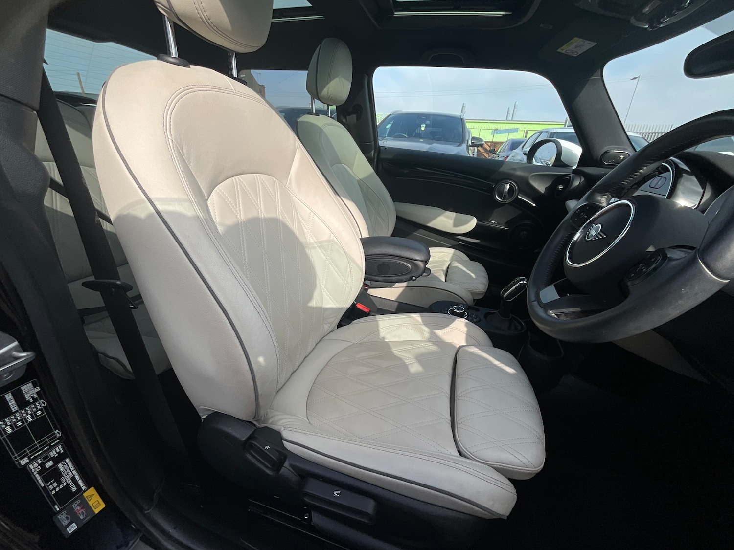 Used MINI Electric Hatch 2023 for sale - 77661499: Photo 8