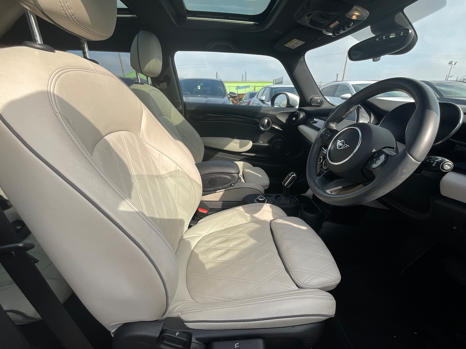 Used MINI Electric Hatch 2023 for sale - 77661499: Photo 9