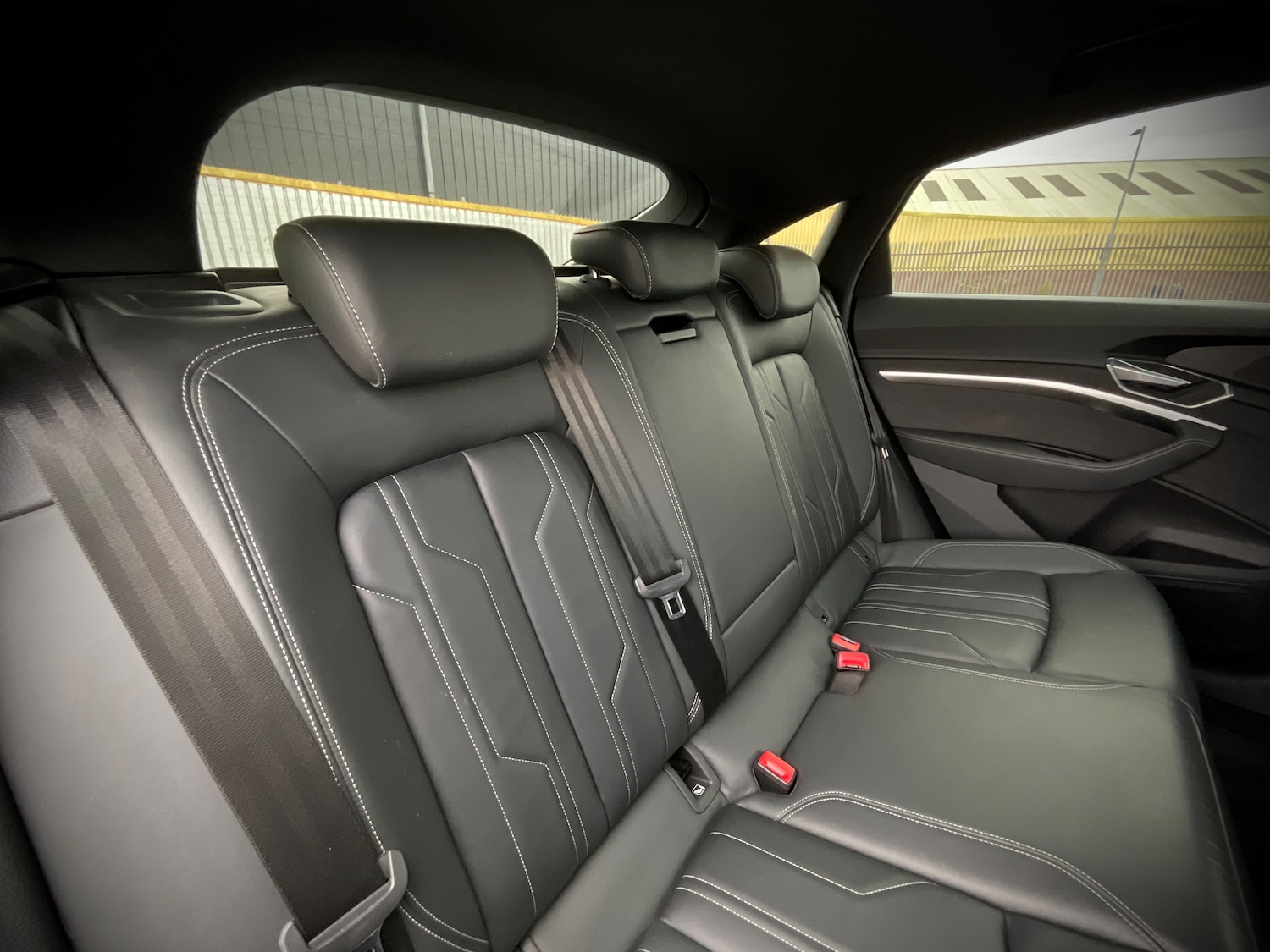 Used Audi e-tron 2022 for sale - 76402762: Photo 11