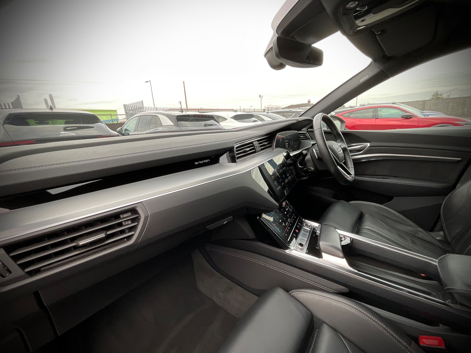 Used Audi e-tron 2022 for sale - 76402762: Photo 16