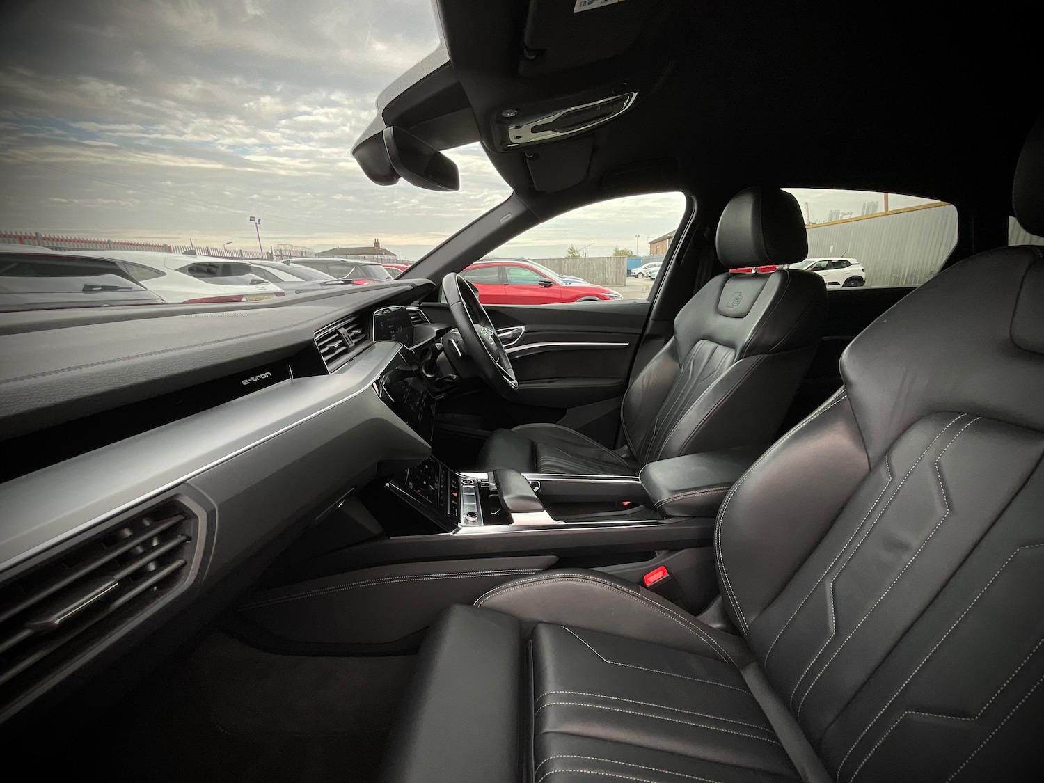 Used Audi e-tron 2022 for sale - 76402762: Photo 18