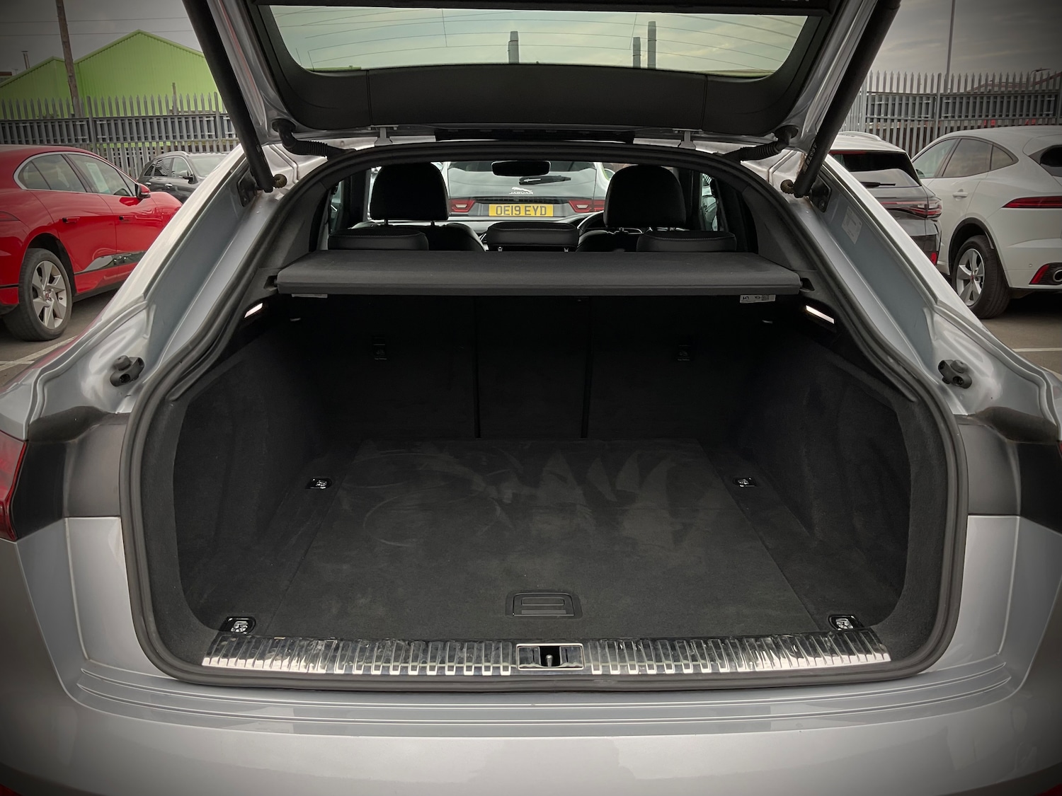 Used Audi e-tron 2022 for sale - 76402762: Photo 19