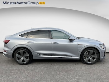 Used Audi e-tron 2022 for sale - 76402762: Photo