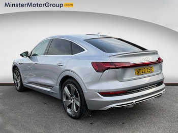 Used Audi e-tron 2022 for sale - 76402762: Photo