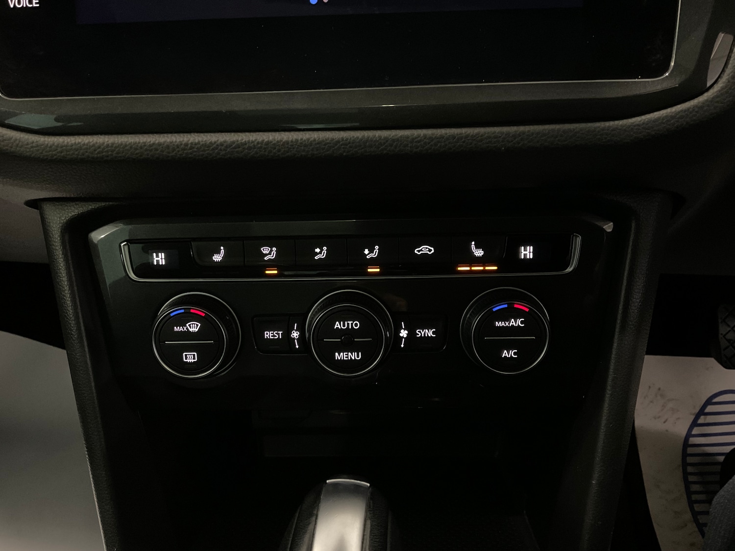 Used Volkswagen Tiguan 2020 for sale - 77650581: Photo 32