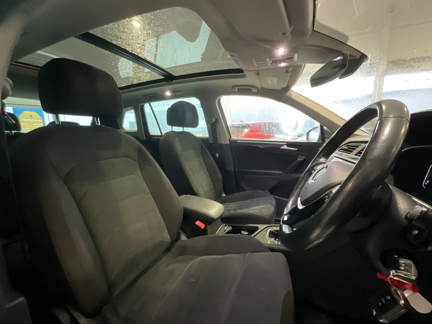 Used Volkswagen Tiguan 2020 for sale - 77650581: Photo 8