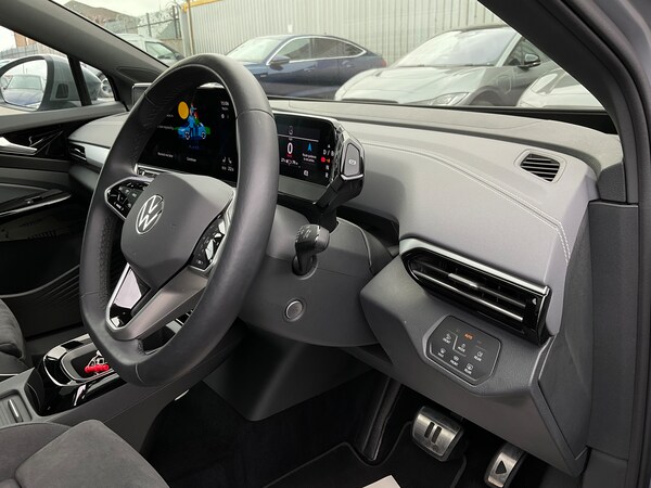 Used Volkswagen ID.5 2023 for sale - 74608408: Photo 28