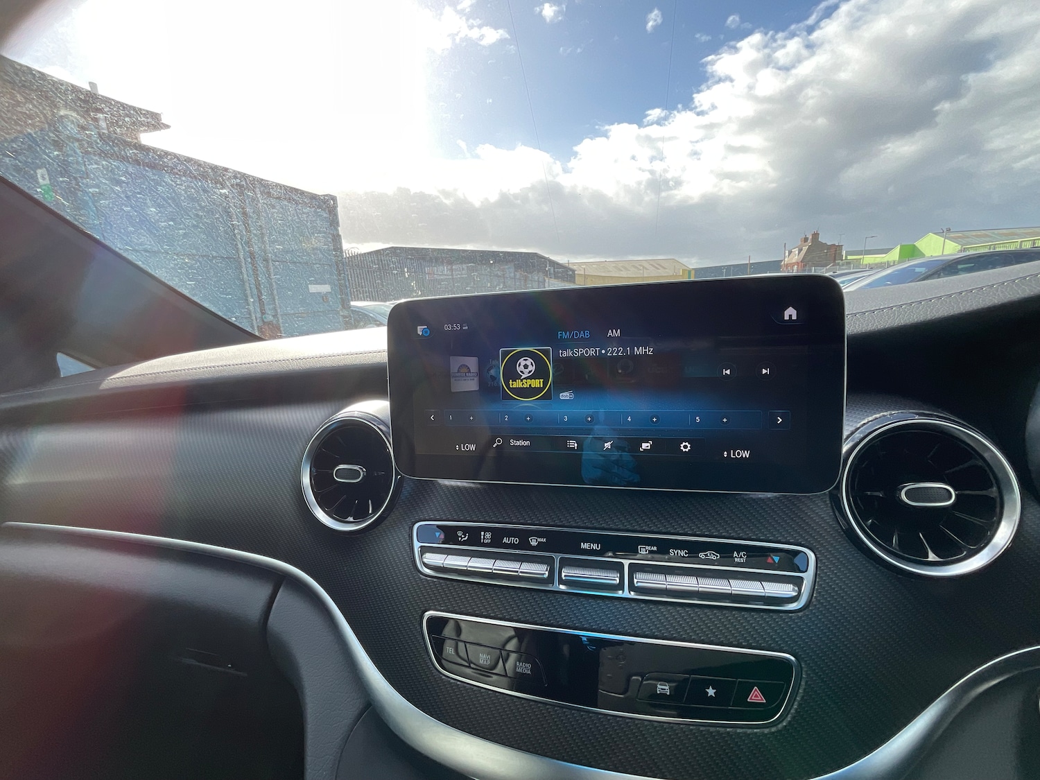 Used Mercedes-Benz V-Class 2023 for sale - 77661516: Photo 11