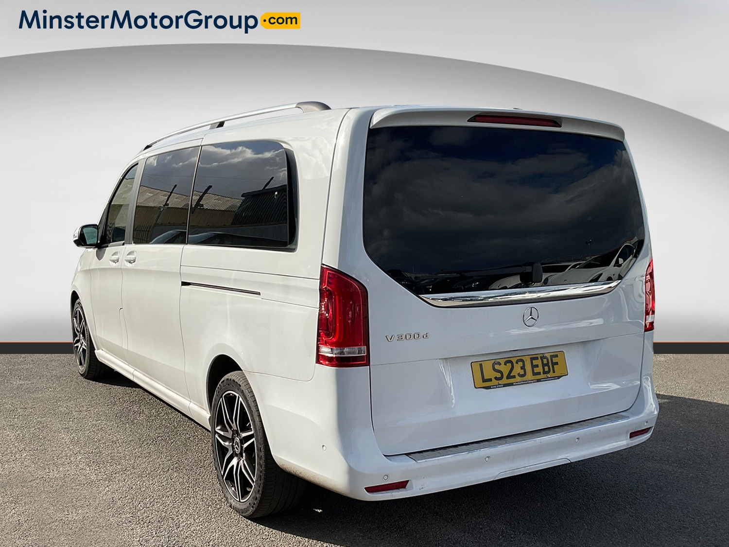 Used Mercedes-Benz V-Class 2023 for sale - 77661516: Photo 4